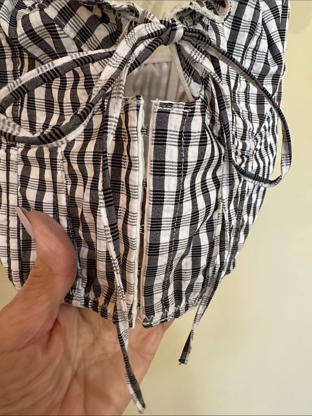 NEW Urban Outfitters black white Tie-Front bustier corset style Crop Top Sz S - Picture 6 of 9